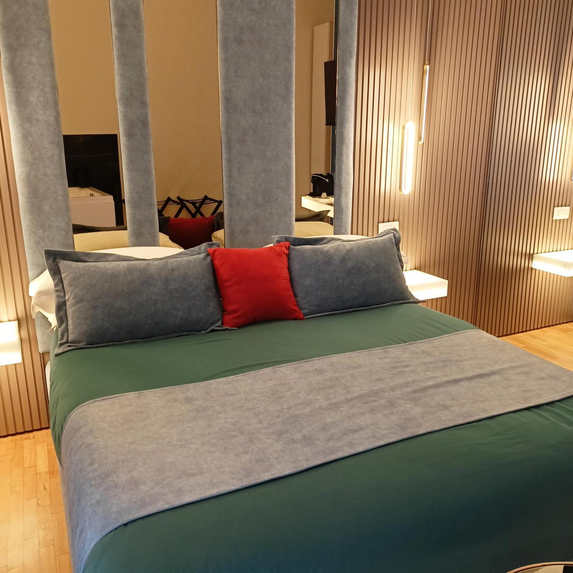 La Lepre Bovio Hotell Neapel Exteriör bild