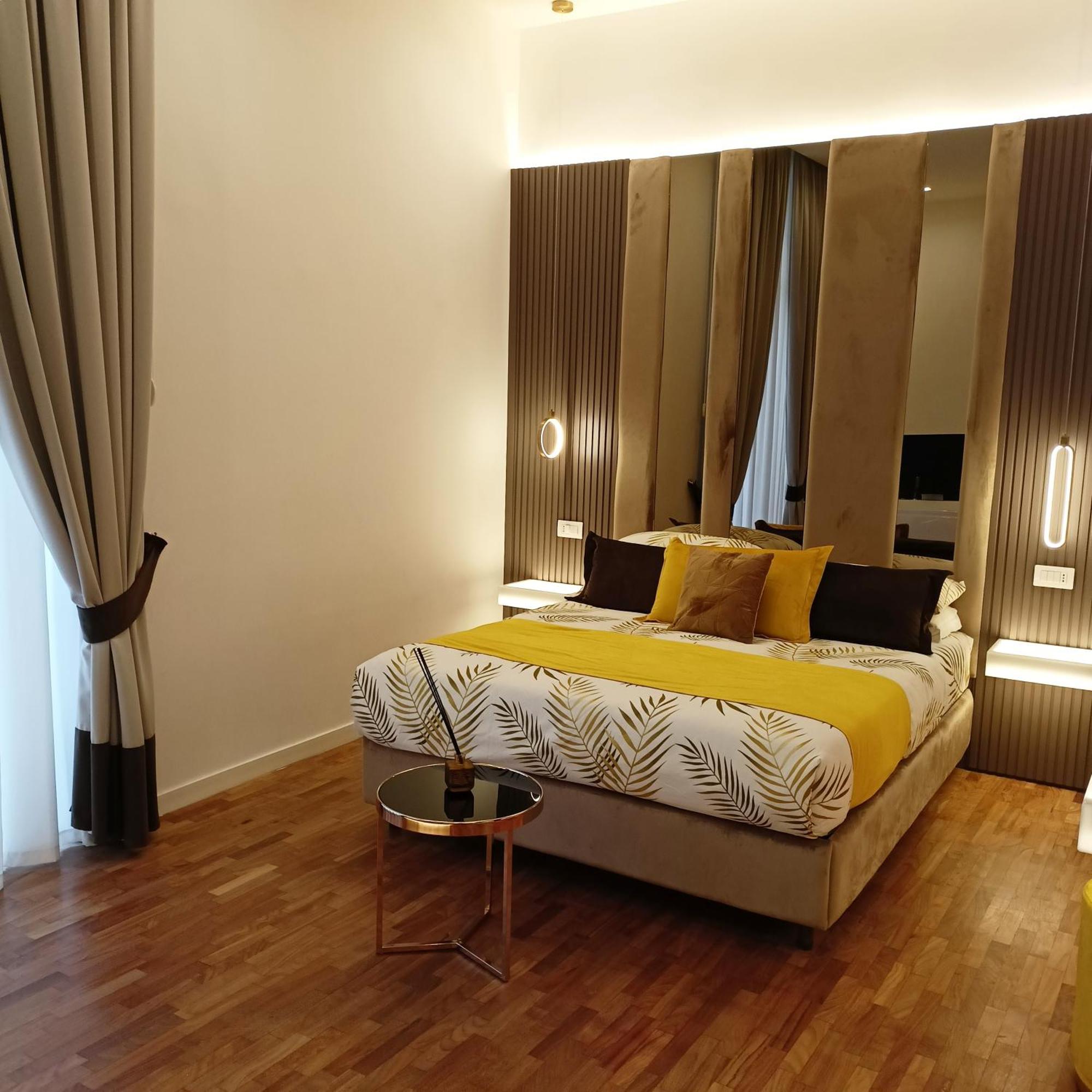 La Lepre Bovio Hotell Neapel Exteriör bild