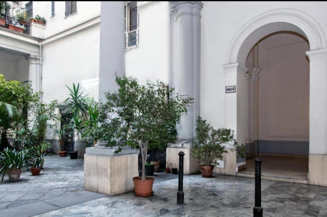 La Lepre Bovio Hotell Neapel Exteriör bild
