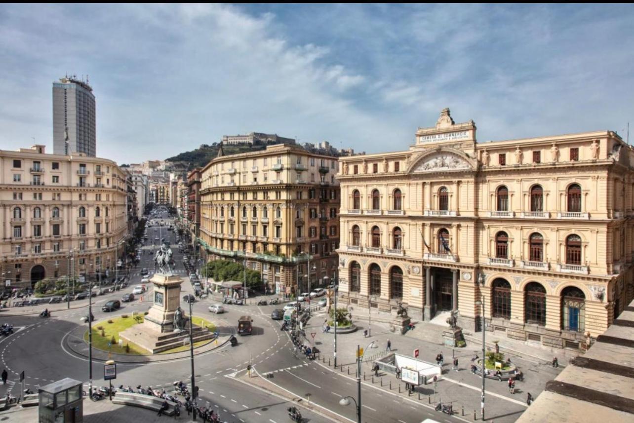 La Lepre Bovio Hotell Neapel Exteriör bild